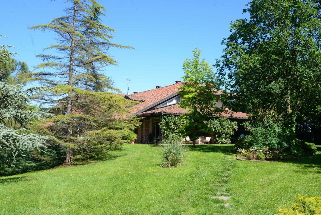 Tenuta Degli Angeli Rossi アスティ エクステリア 写真