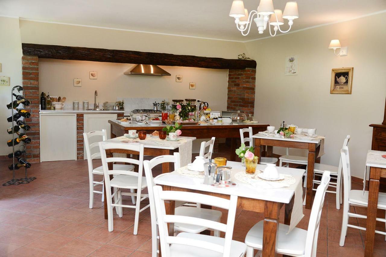 Tenuta Degli Angeli Rossi アスティ エクステリア 写真
